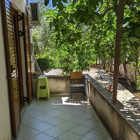 Apartment Hasani *