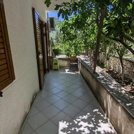 Hasani Appartement *